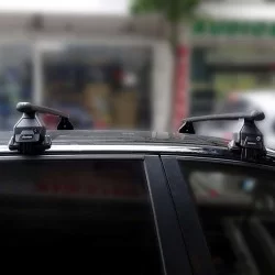 KIT ΜΕ ΜΠΑΡΕΣ ΟΡΟΦΗΣ ΓΙΑ KIA PICANTO TA / JA 5D 2011-2017+ ΣΙΔΗΡΟΥ ΤΕΜΑ MENABO (FE1-3360-FIX026G)-2 ΤΕΜ.