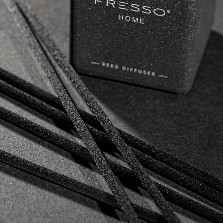 Fresso - Κιτ Αναπλήρωσης με Άρωμα Amora 100 ml Premium Home Refill Kit και 6 Μαύρα Στικ από Fiberglass για Αρωματικό Χώρου Reed Diffuser - 1 Τεμ. (390051/FRE) Fresso - Κιτ Αναπλήρωσης με Άρωμα Amora 100 ml Premium Home Refill Kit και 6 Μαύρα Στικ από Fiberglass για Αρωματικό Χώρου Reed Diffuser - 1 Τεμ. (390051/FRE)