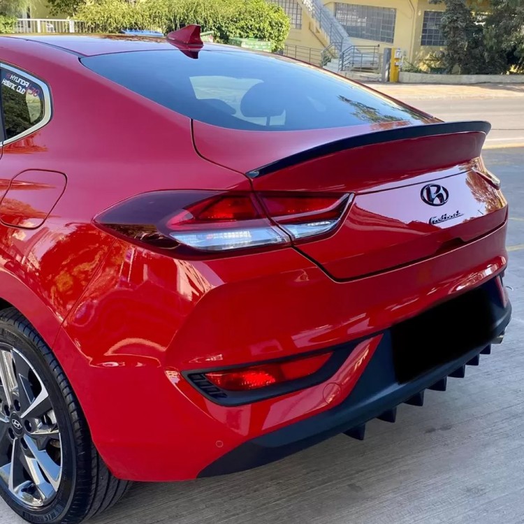 Αεροτομή Οροφής για Hyundai i30 Fastback 2016+ Επικαθήμενη από Πολυουρεθάνη Motordrome Design - 1 τεμ. Αεροτομή Οροφής για Hyundai i30 Fastback 2016+ Επικαθήμενη από Πολυουρεθάνη Motordrome Design - 1 τεμ.