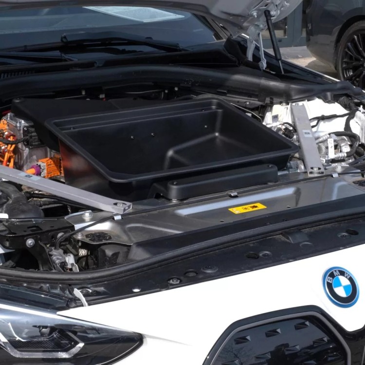 Rati - Frunk BMW i4 eDrive35 eDrive40 2022> χωρίς M Sport ανάρτηση πρακτικός Εμπρός Αποθηκευτικός Χώρος 20L για Καλώδια Φόρτισης και Καθημερινή Οργάνωση - 1 Τεμ. (V01901/RT) Rati - Frunk BMW i4 eDrive35 eDrive40 2022> χωρίς M Sport ανάρτηση πρακτικός Εμπρός Αποθηκευτικός Χώρος 20L για Καλώδια Φόρτισης και Καθημερινή Οργάνωση - 1 Τεμ. (V01901/RT)